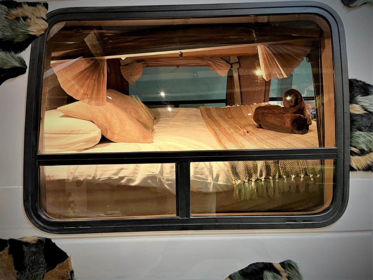 Urban Van Glamping Riga Eksteriør bilde