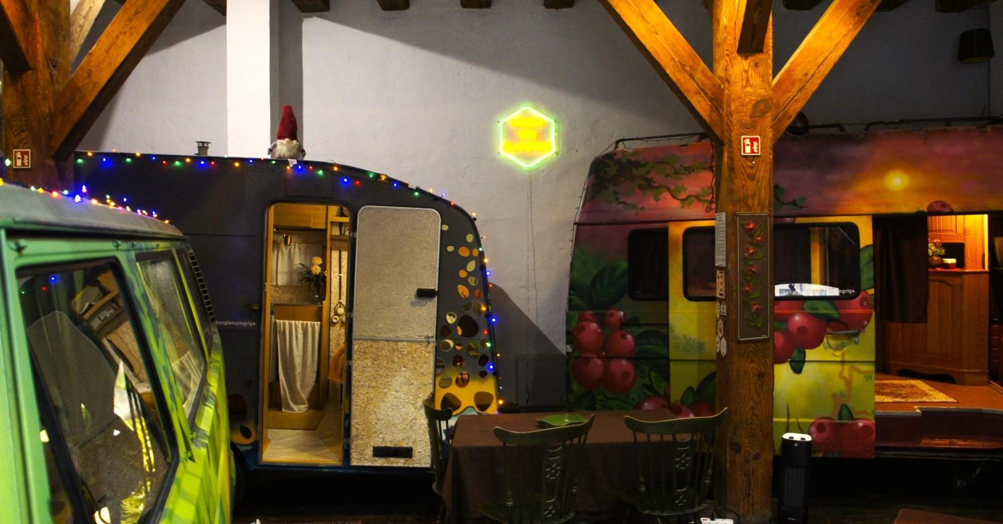 Urban Van Glamping Riga Eksteriør bilde