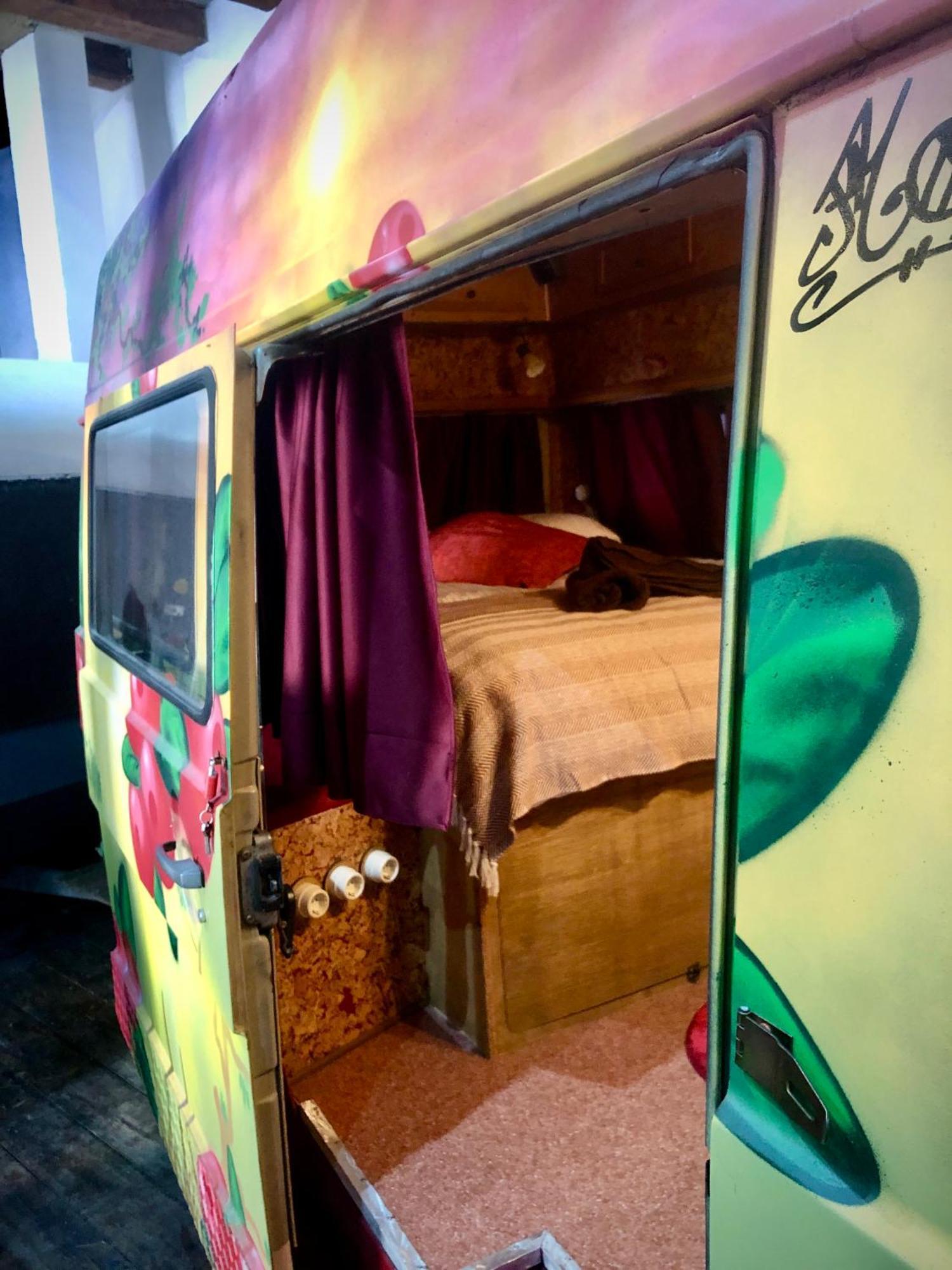 Urban Van Glamping Riga Eksteriør bilde