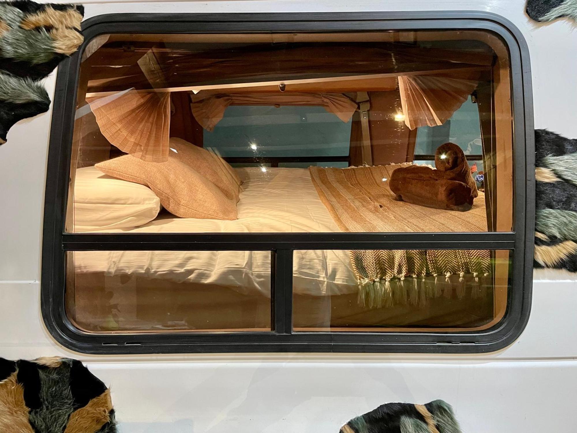 Urban Van Glamping Riga Eksteriør bilde