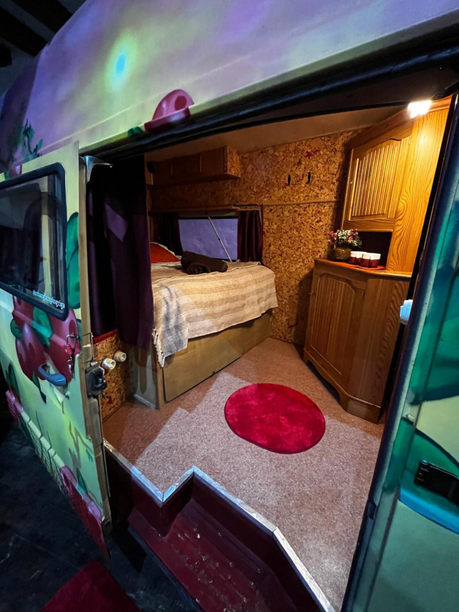 Urban Van Glamping Riga Eksteriør bilde