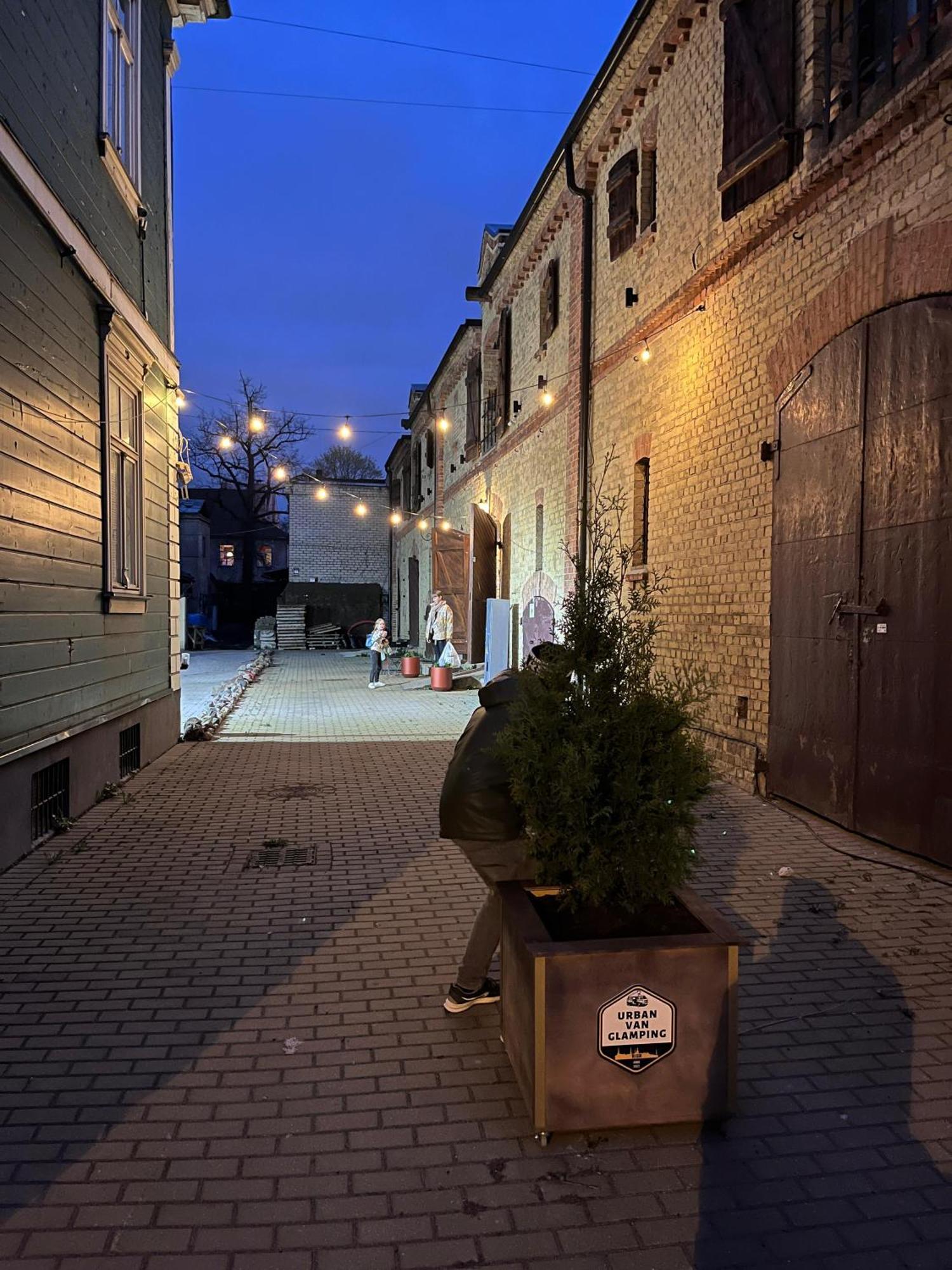 Urban Van Glamping Riga Eksteriør bilde