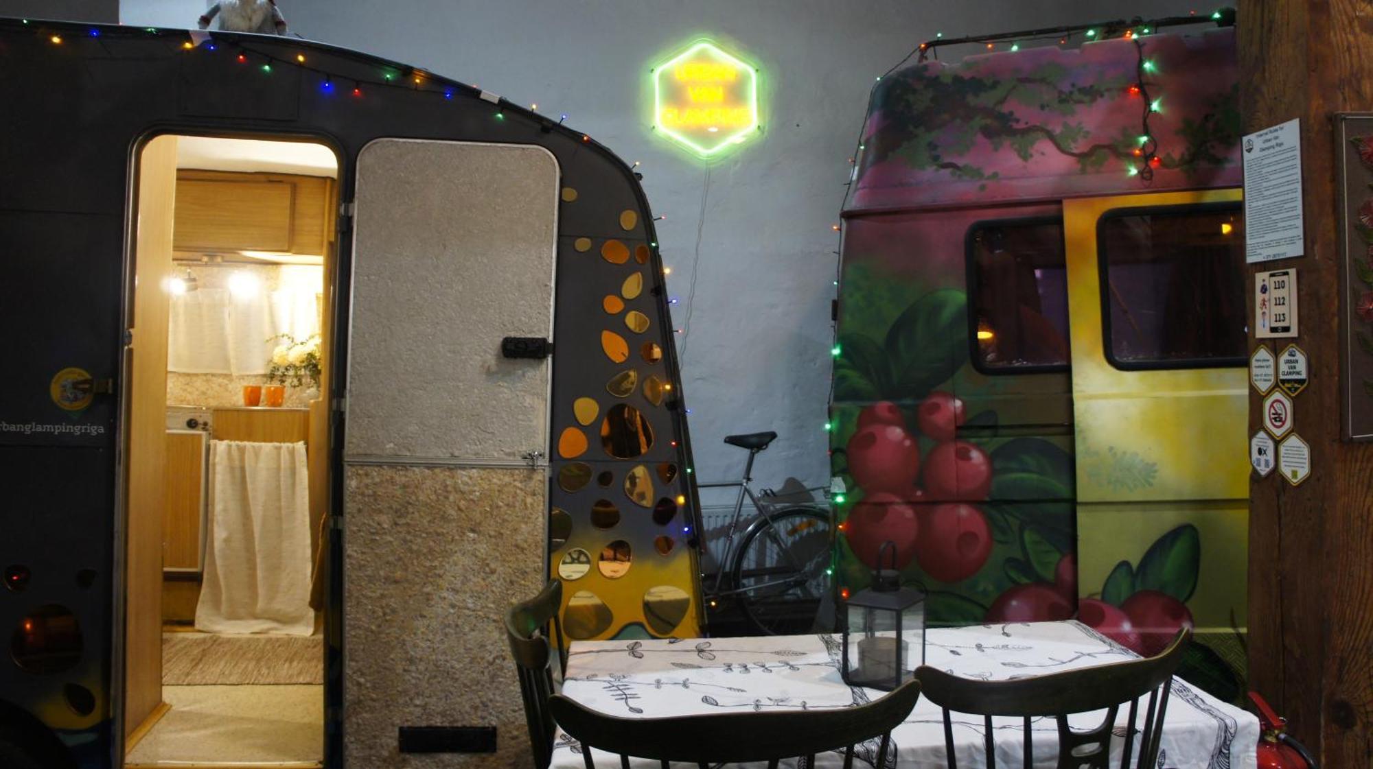 Urban Van Glamping Riga Eksteriør bilde