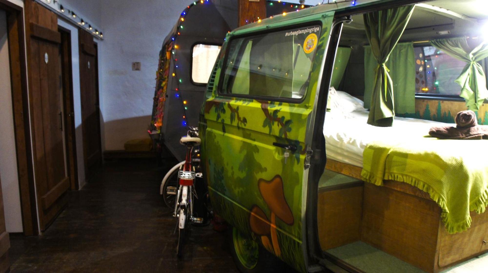 Urban Van Glamping Riga Eksteriør bilde